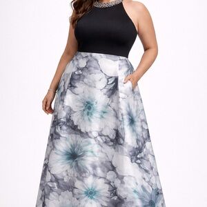 SLNY Black Floral Halter Dress Beaded Neckline Pockets Size 10 Elegant party 🎉